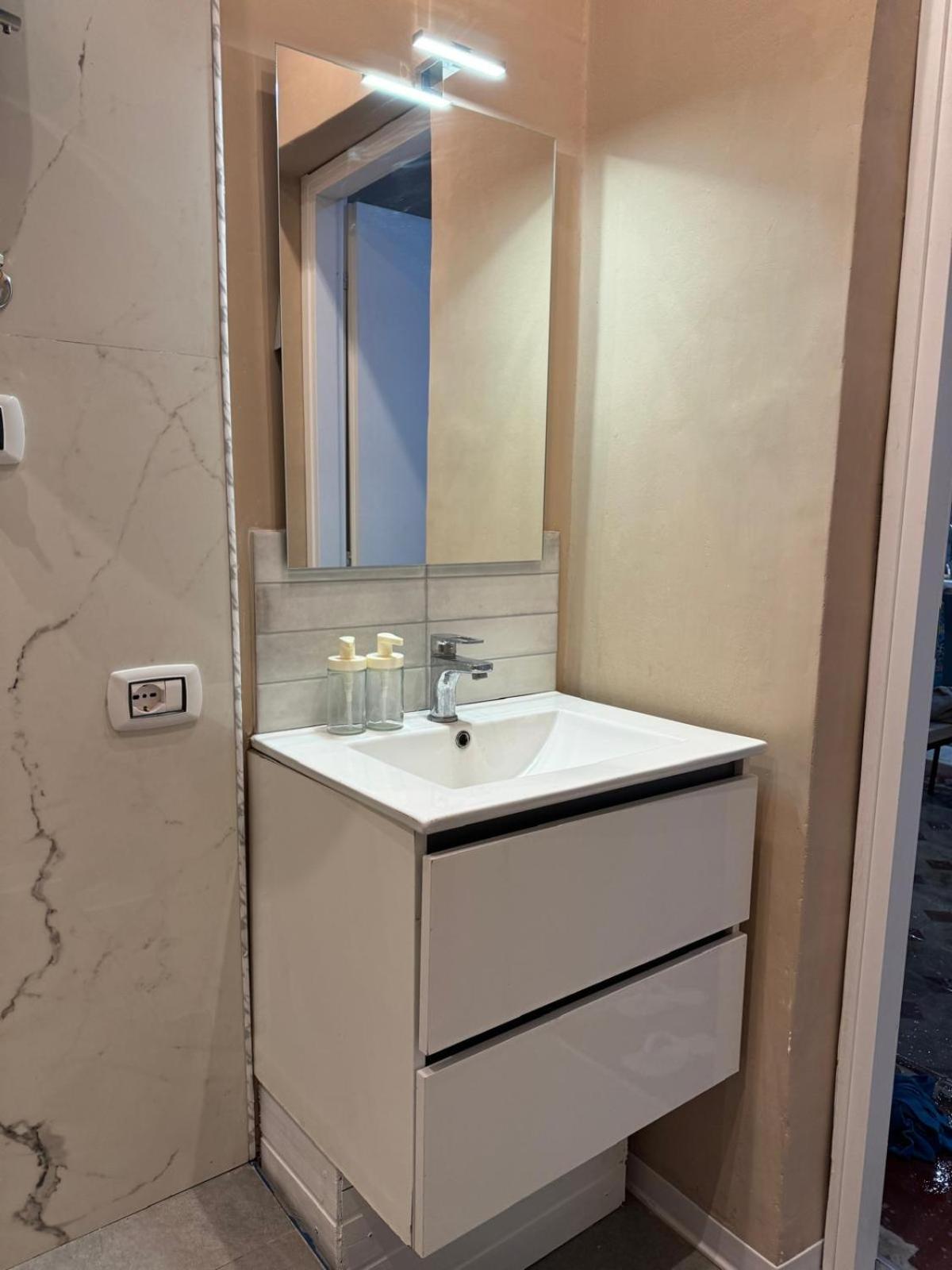 Verdi Apartments Aeroporto di Catania Fontana Rossa Esterno foto