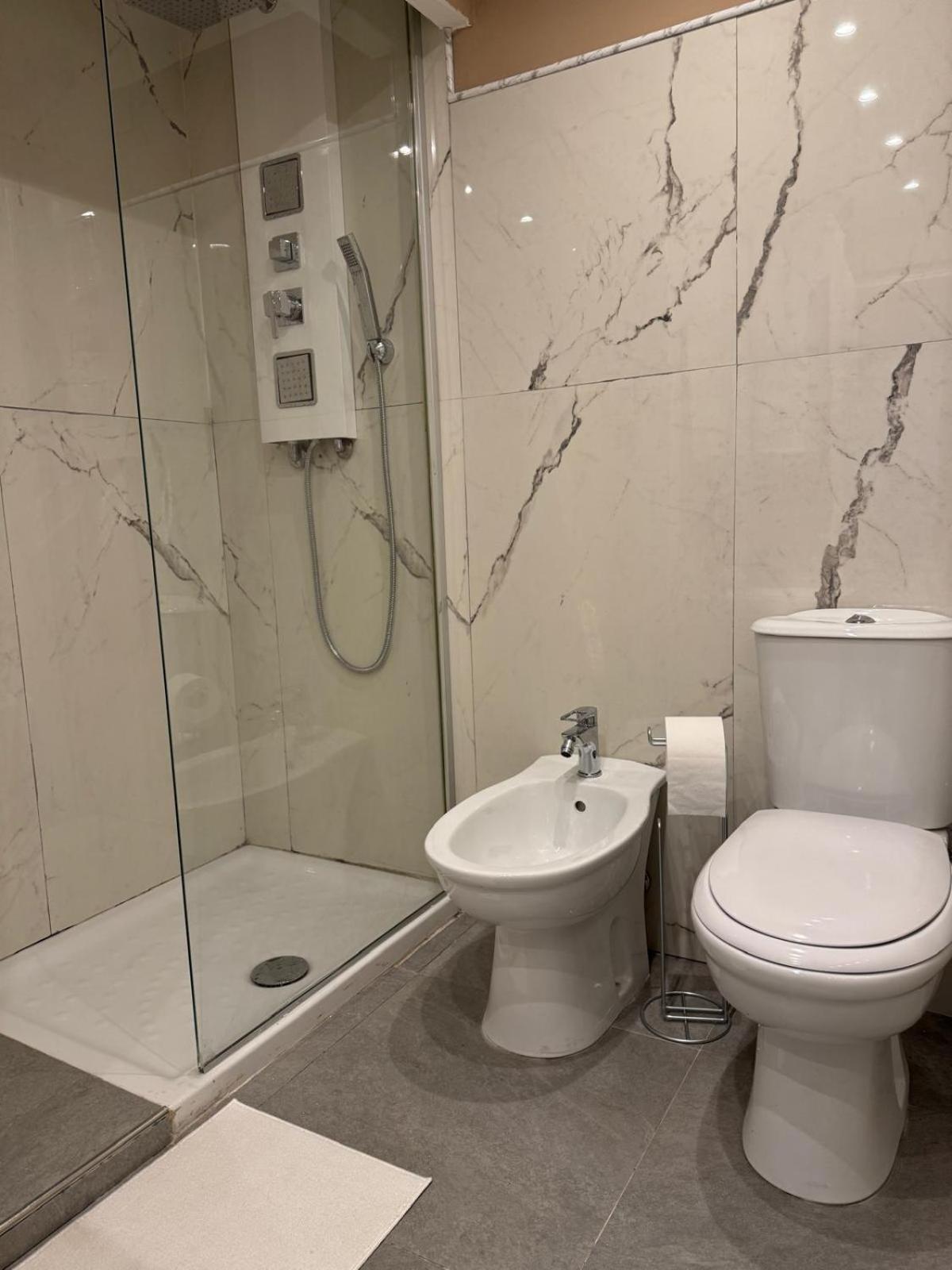 Verdi Apartments Aeroporto di Catania Fontana Rossa Esterno foto