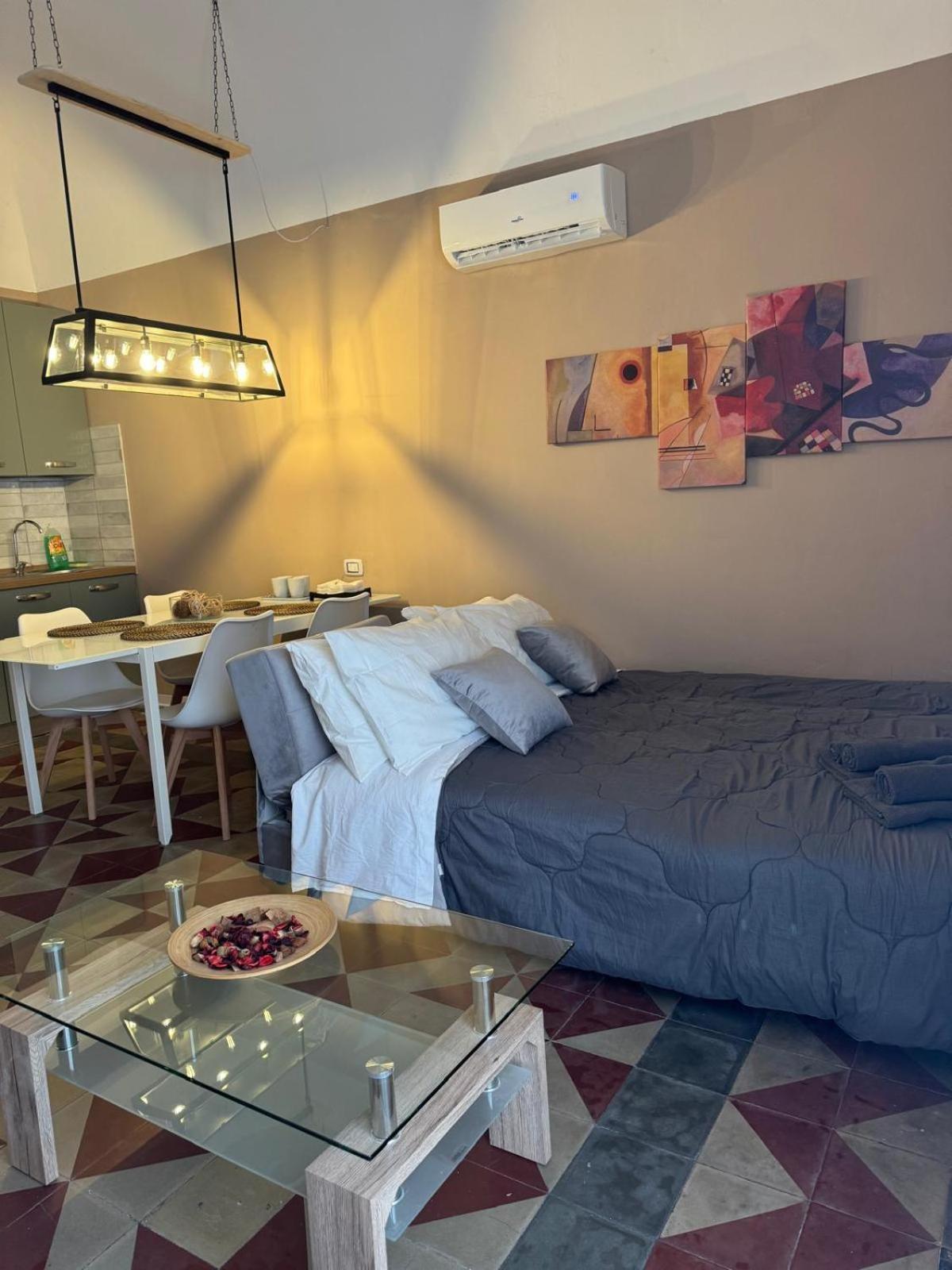 Verdi Apartments Aeroporto di Catania Fontana Rossa Esterno foto